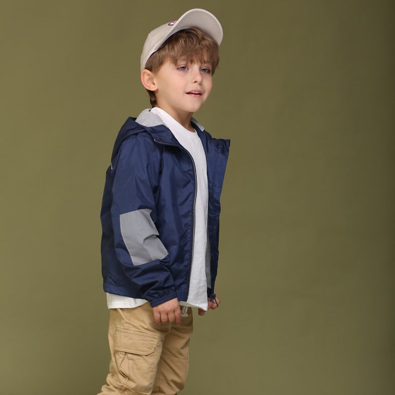 Boys& jacket 2022 spring and autumn new middle and large children&s jacket children&s hooded jacket jacket